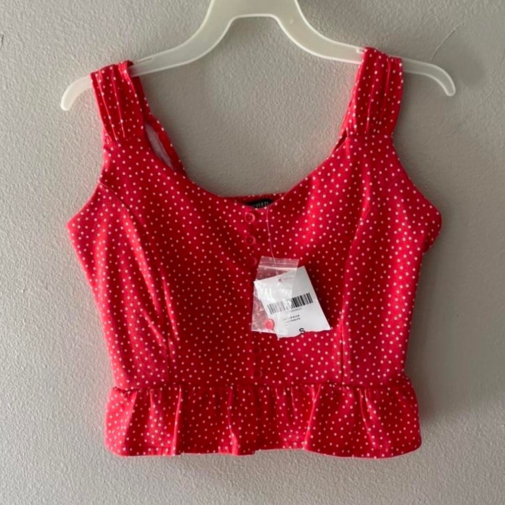 red crop top